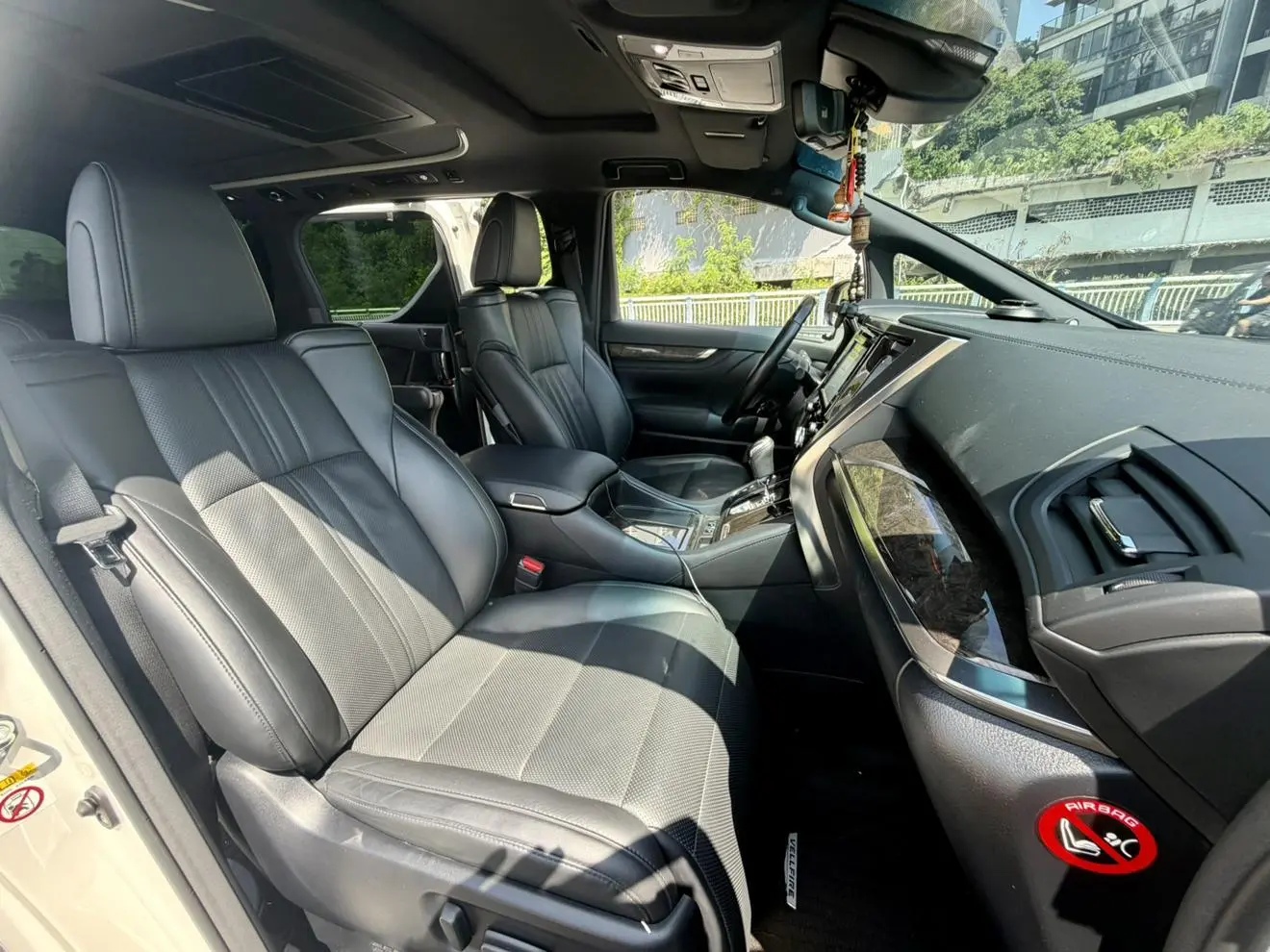 Toyota Vellfire 2019 Hybrid 2.5L HV Premium