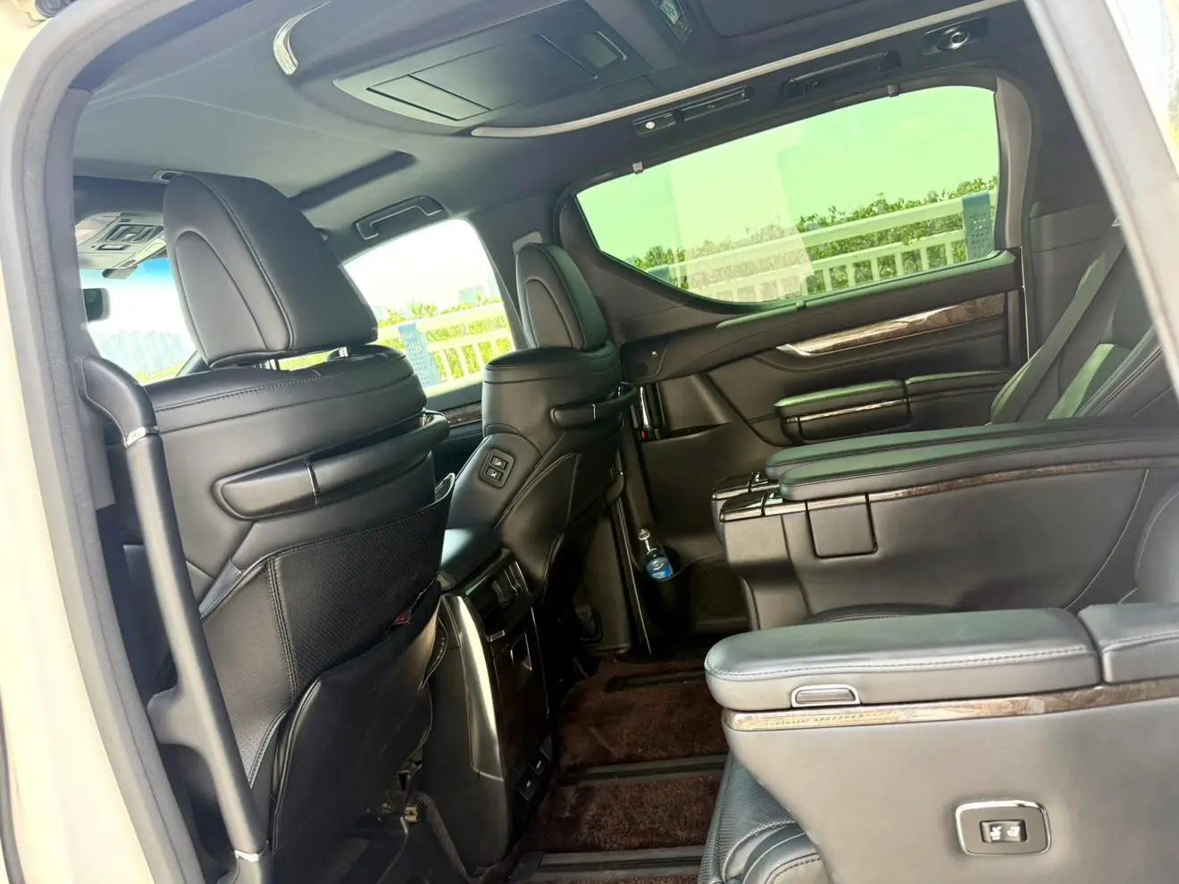 Toyota Vellfire 2019 Hybrid 2.5L HV Premium