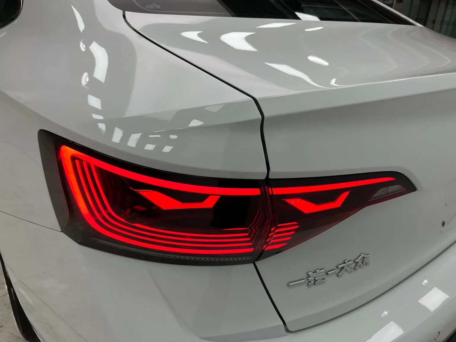 Volkswagen Sagitar 2023 200TSI DSG Beyond