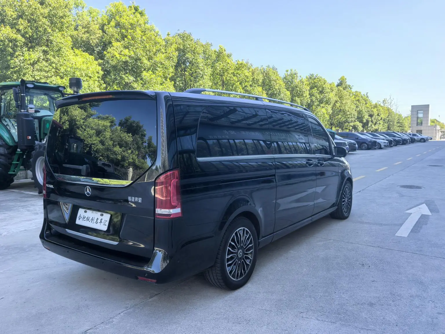 Mercedes-Benz V Class 2018 V 260 L Premium China VI