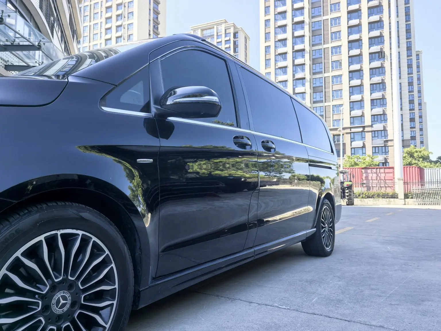 Mercedes-Benz V Class 2018 V 260 L Premium China VI