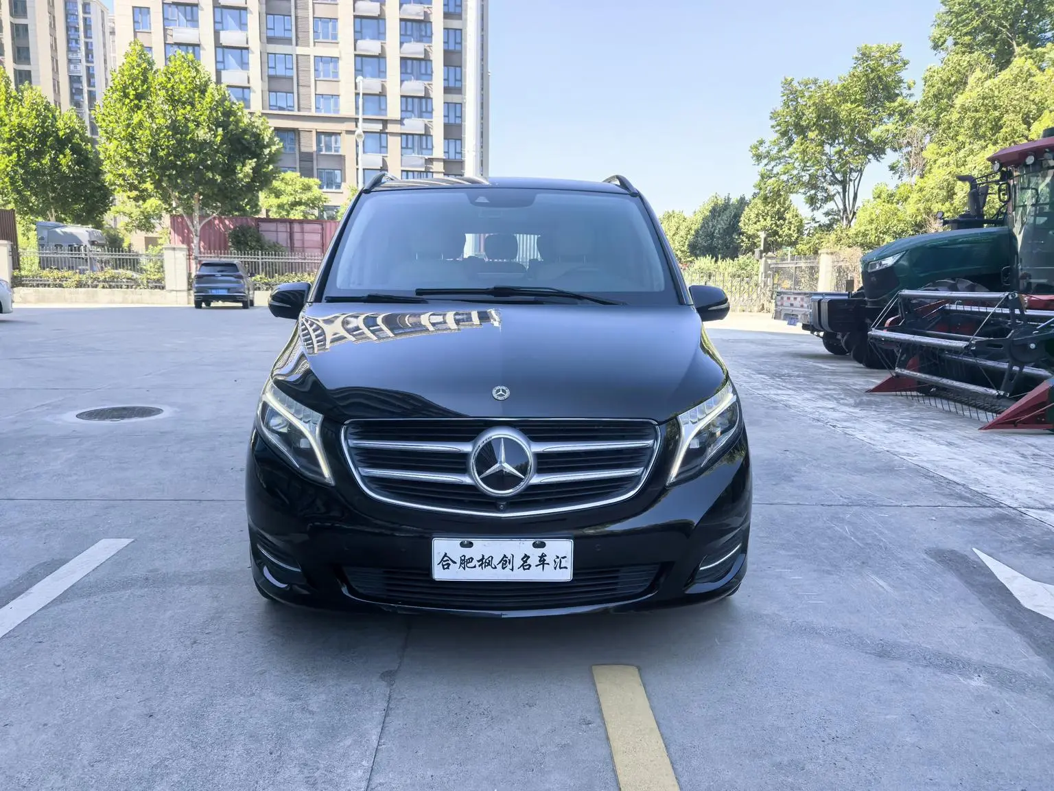 Mercedes-Benz V Class 2018 V 260 L Premium China VI