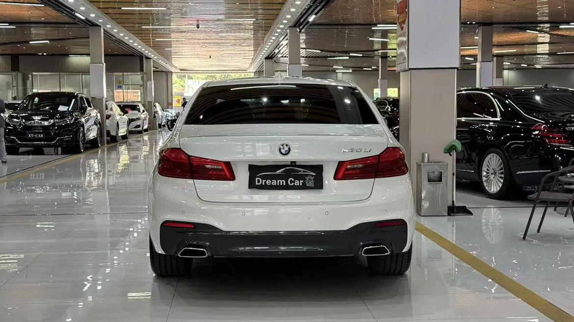 BMW 5 Series 2018 Facelift 530Li Leading M Sport Package