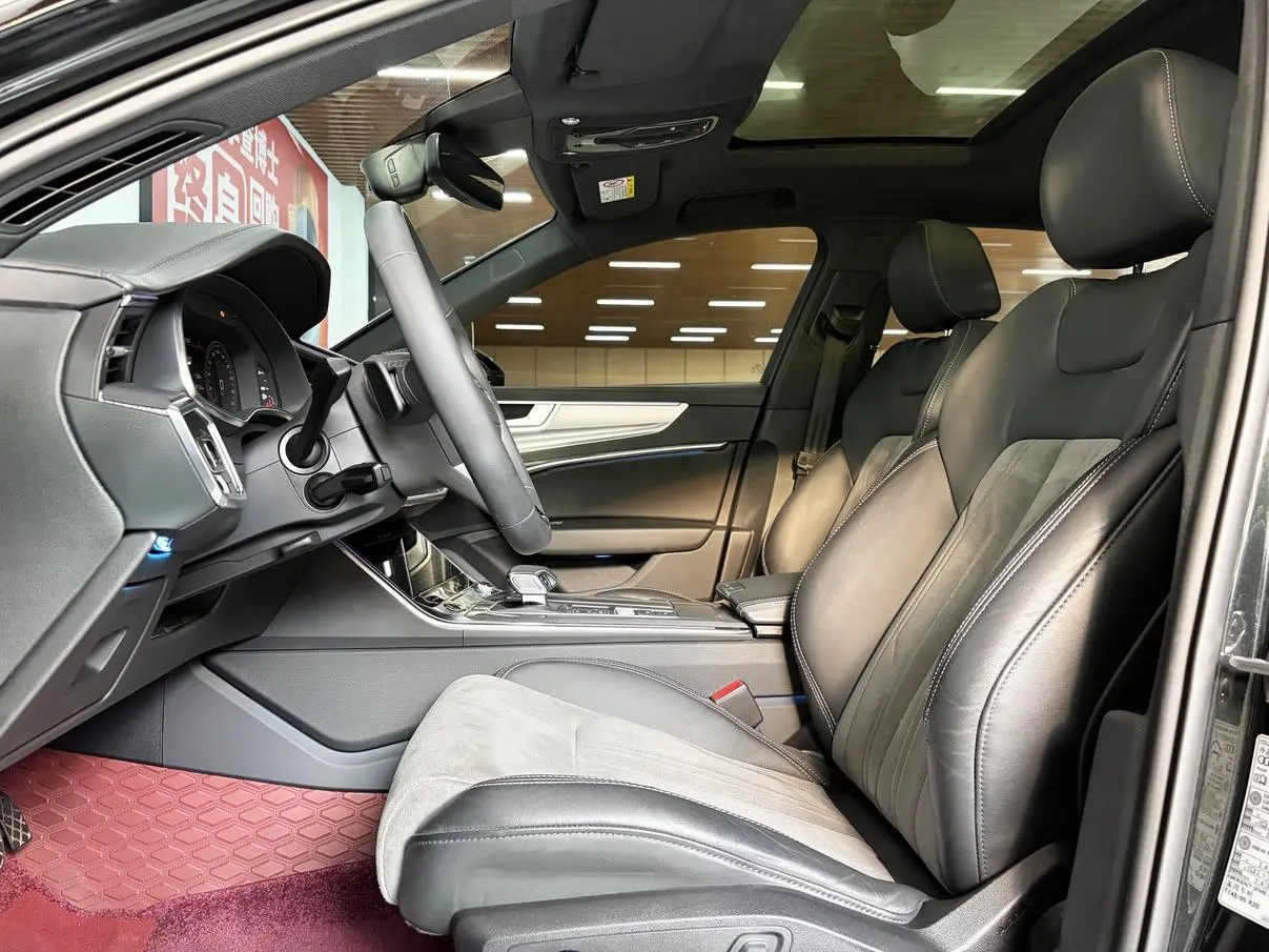 Audi A6L 2023 45 TFSI Select Dynamic