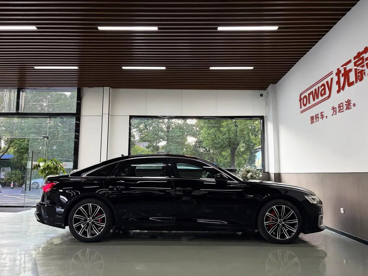 Audi A6L 2023 45 TFSI Select Dynamic