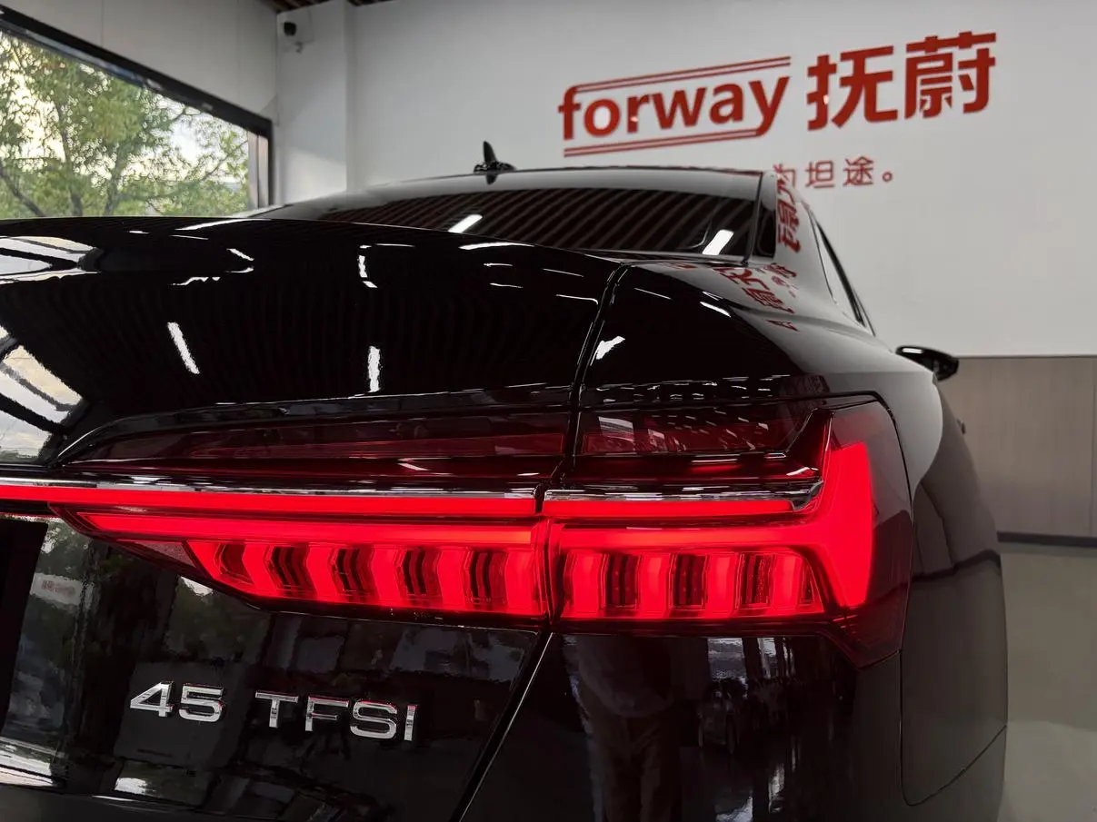 Audi A6L 2023 45 TFSI Select Dynamic