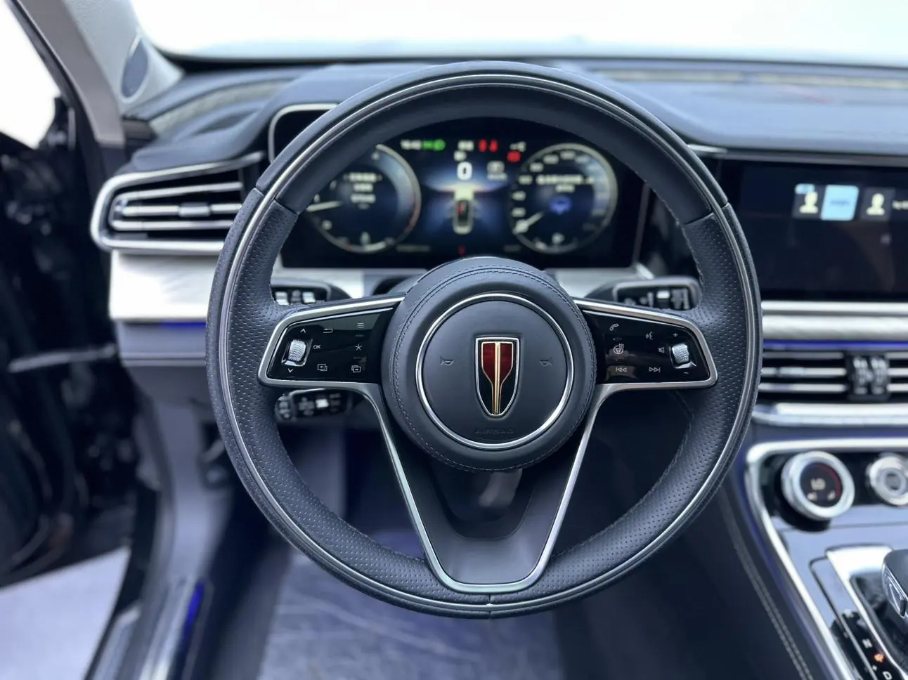 Hongqi H9 2020 3.0T Smart Connected Qichang