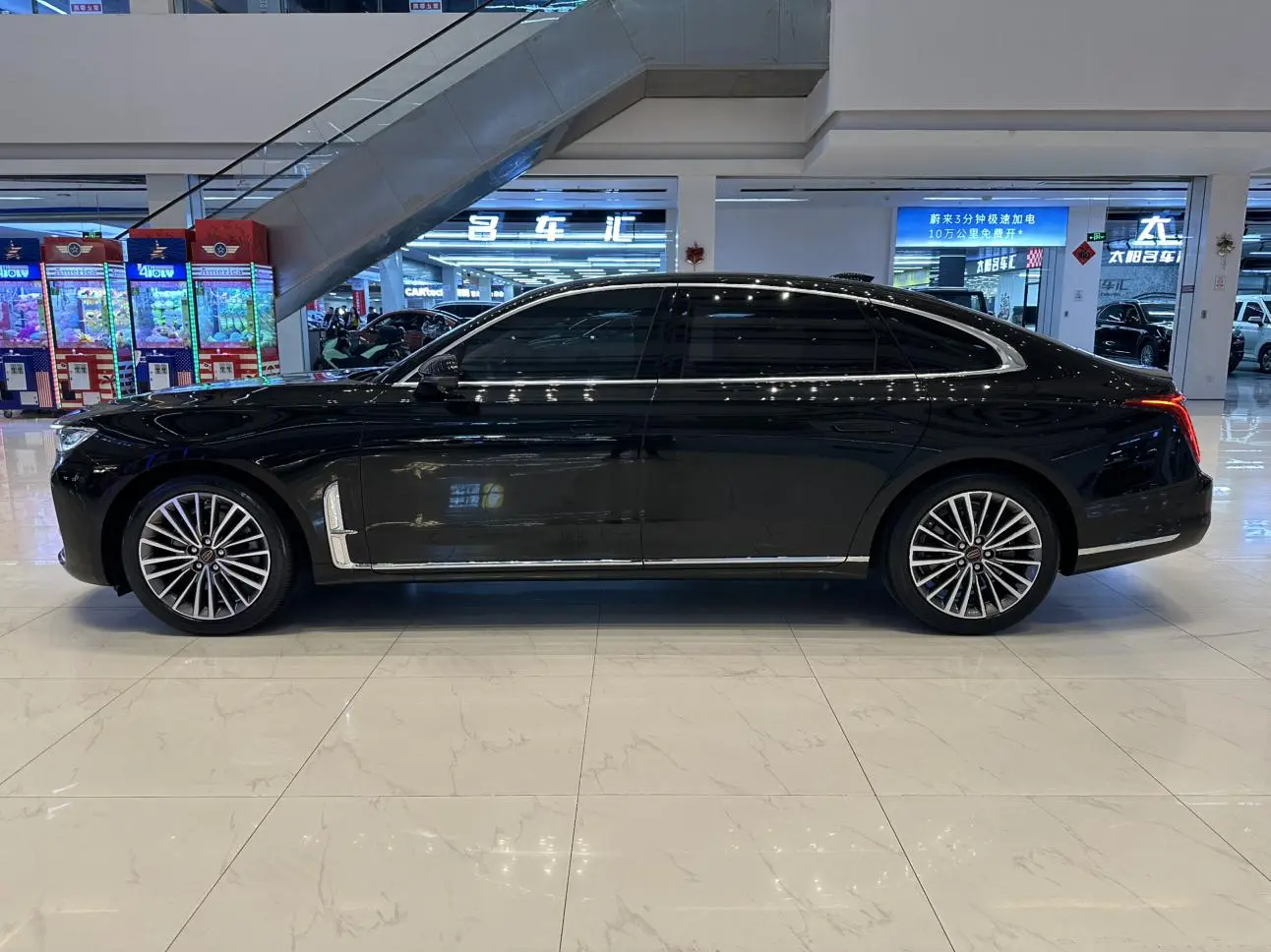Hongqi H9 2020 3.0T Smart Connected Qichang