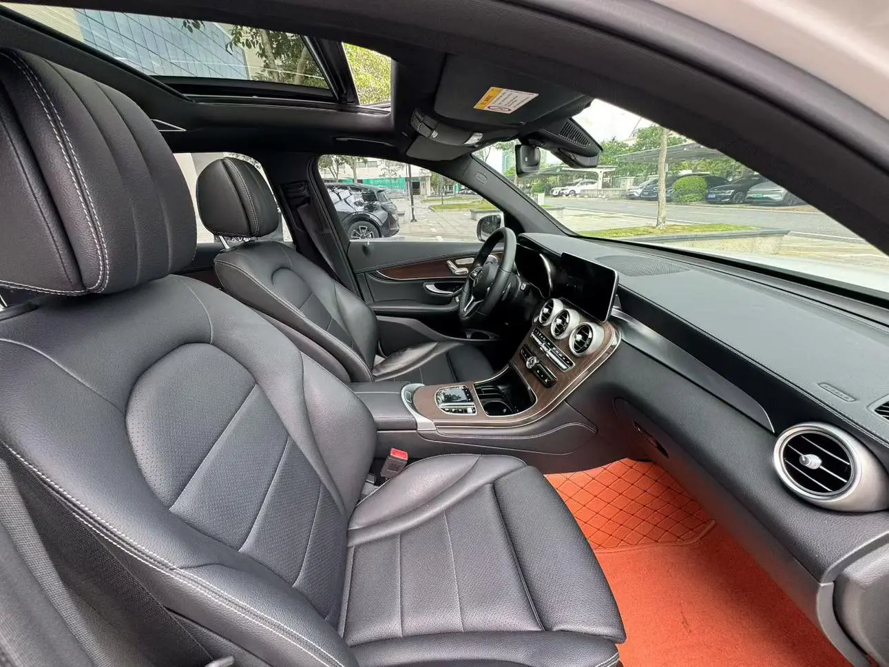 Mercedes-Benz GLC 2020 GLC 260 L 4MATIC Luxury