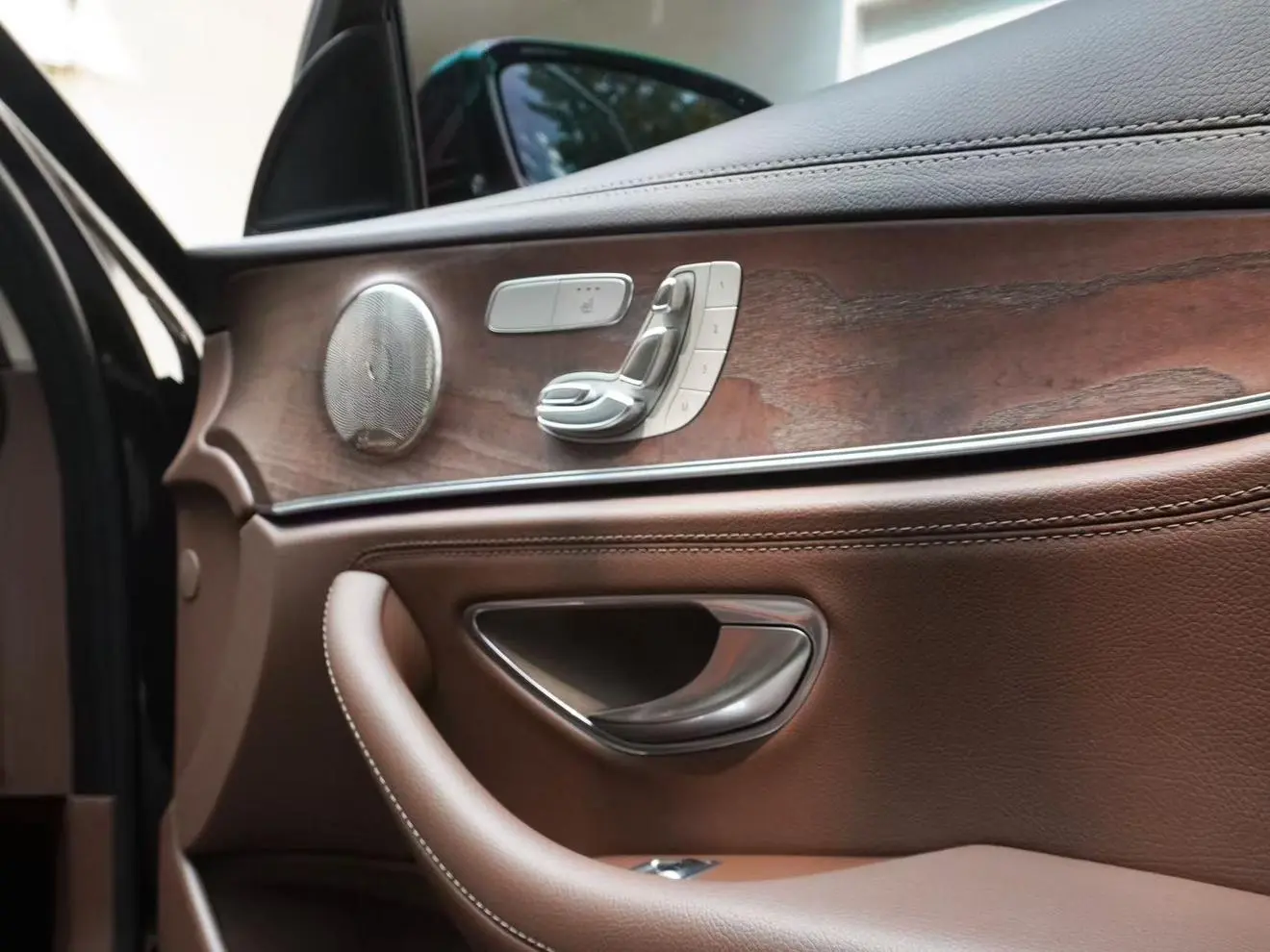 Mercedes-Benz E Class 2021 E 300 L Luxury Sedan