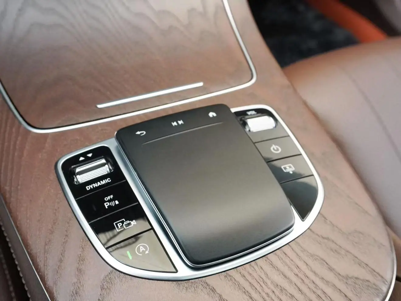 Mercedes-Benz E Class 2021 E 300 L Luxury Sedan