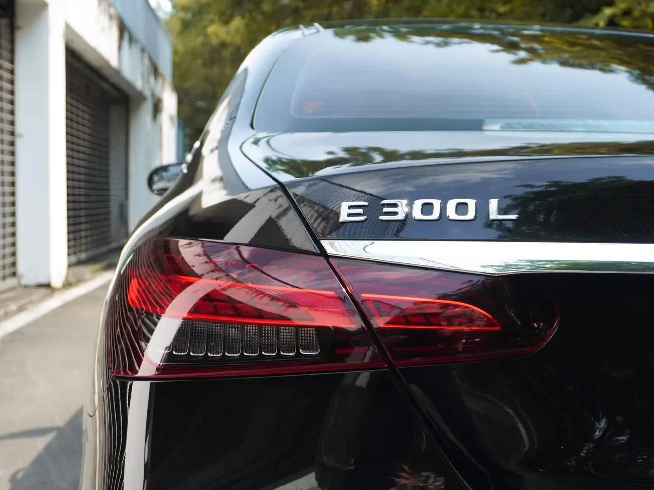 Mercedes-Benz E Class 2021 E 300 L Luxury Sedan