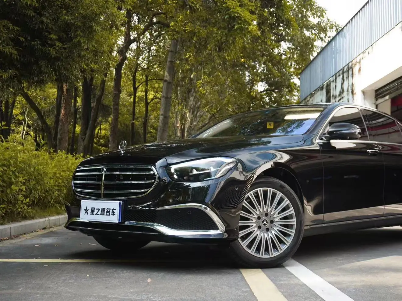 Mercedes-Benz E Class 2021 E 300 L Luxury Sedan