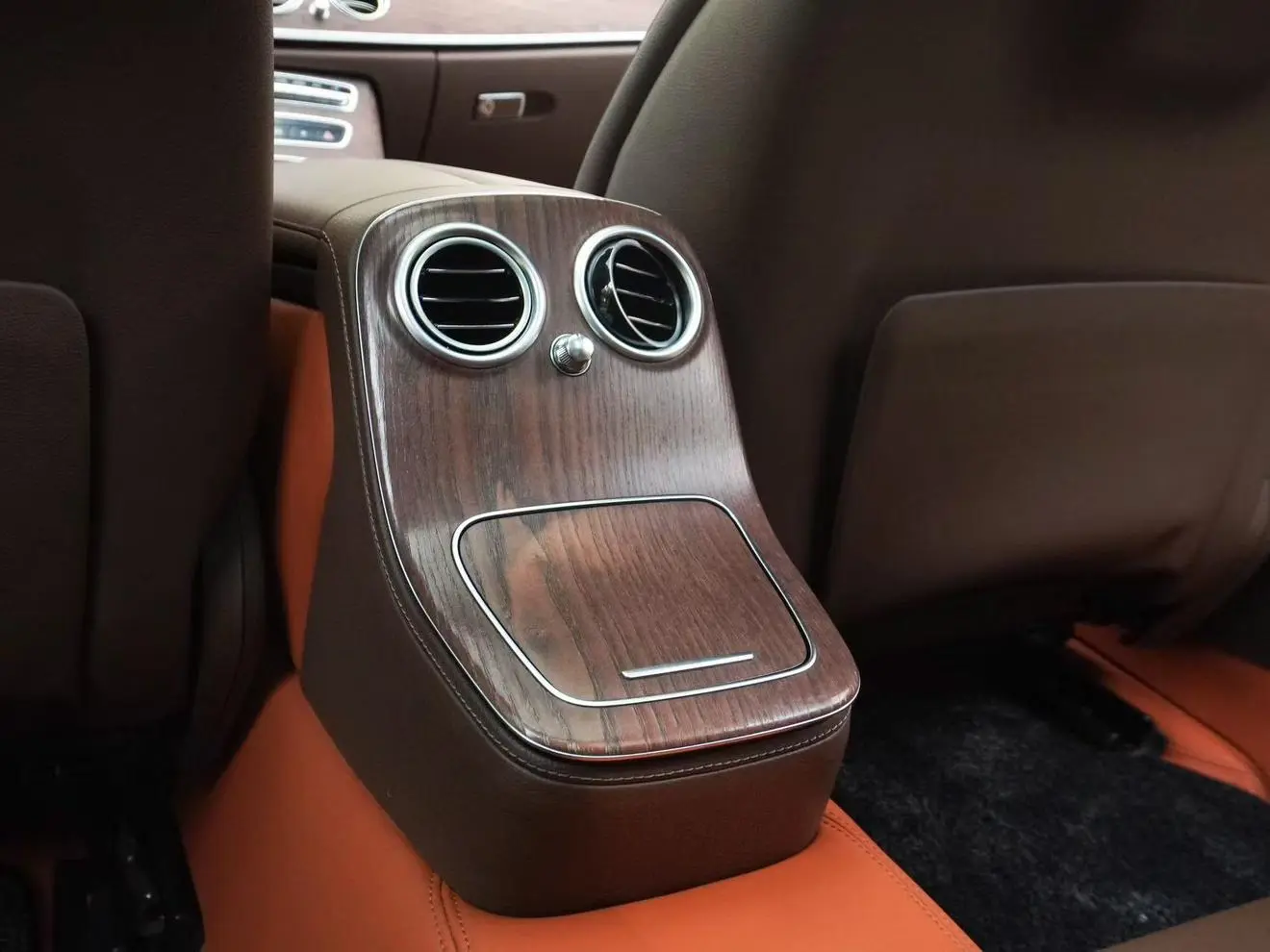 Mercedes-Benz E Class 2021 E 300 L Luxury Sedan