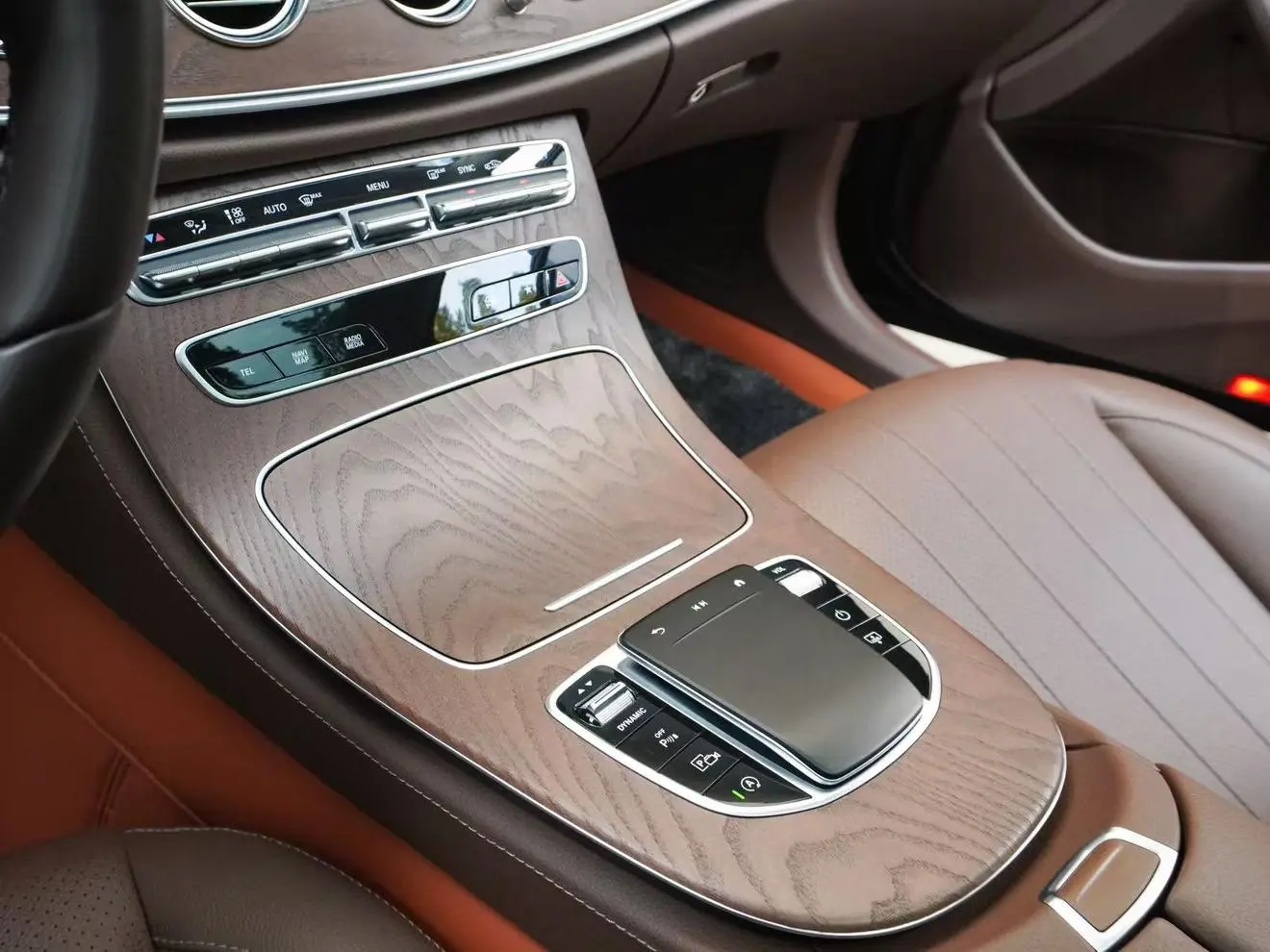 Mercedes-Benz E Class 2021 E 300 L Luxury Sedan