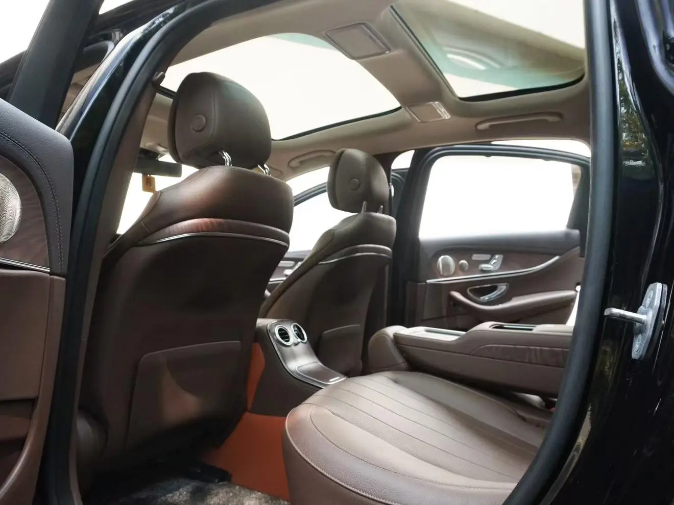Mercedes-Benz E Class 2021 E 300 L Luxury Sedan