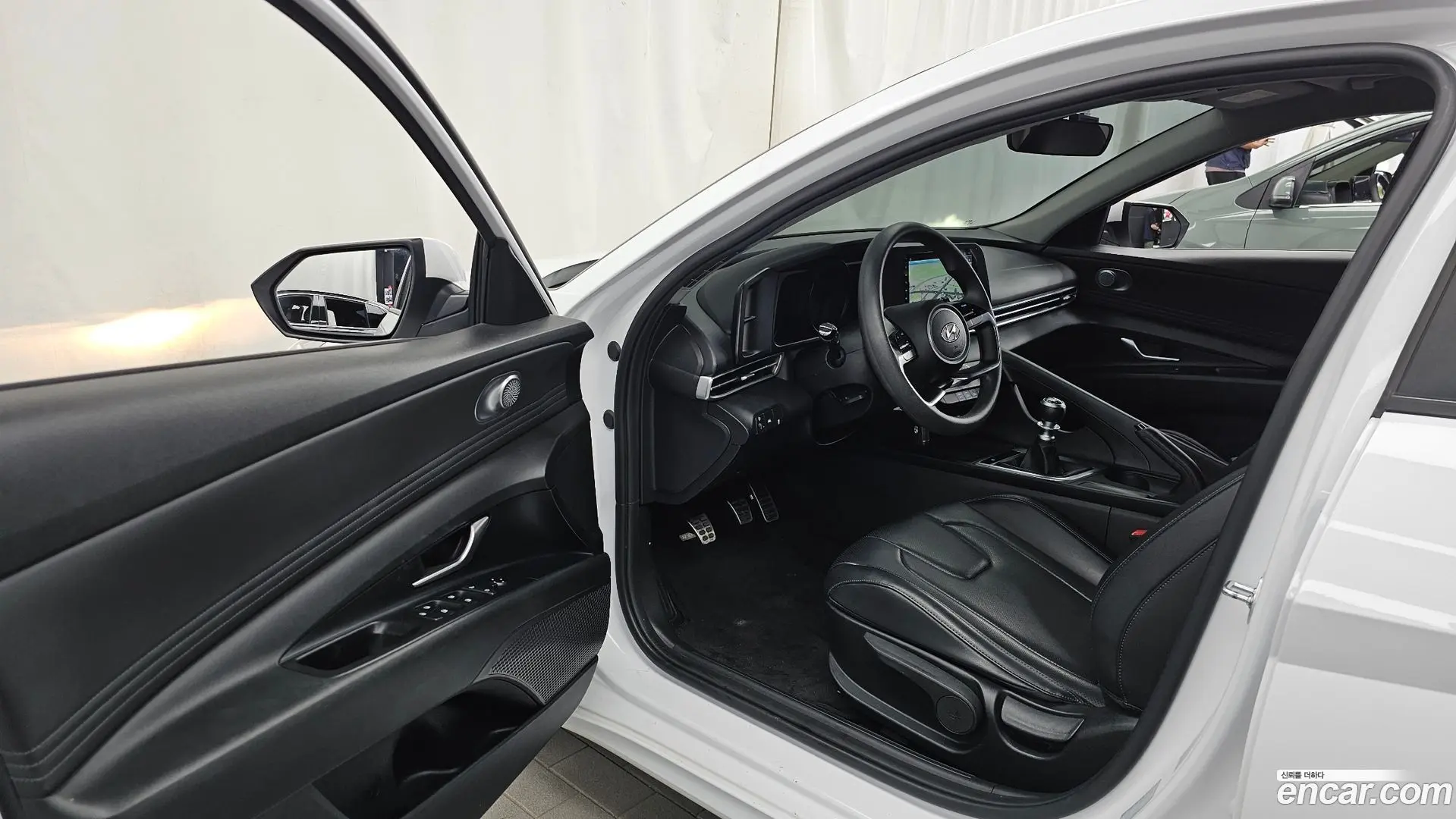 Hyundai AVANTE 1.6 2020