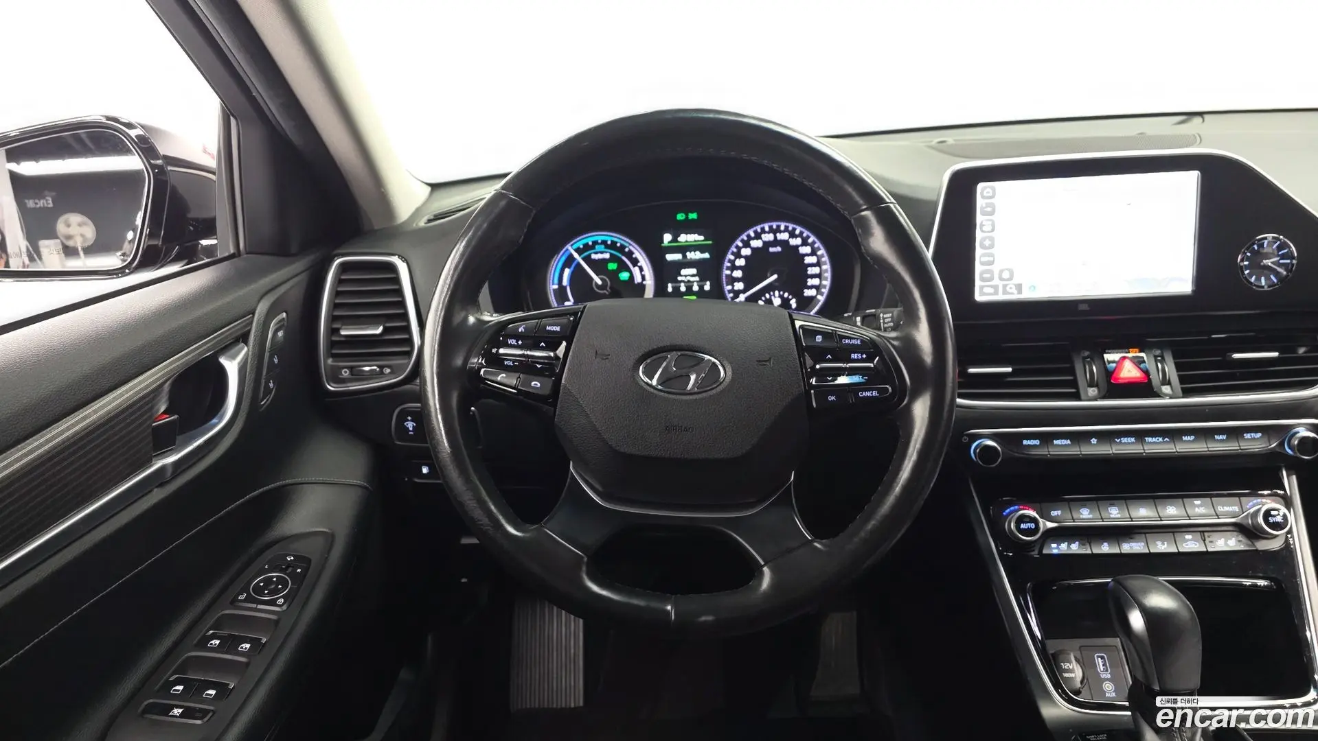 Hyundai Grandeur Exclusive