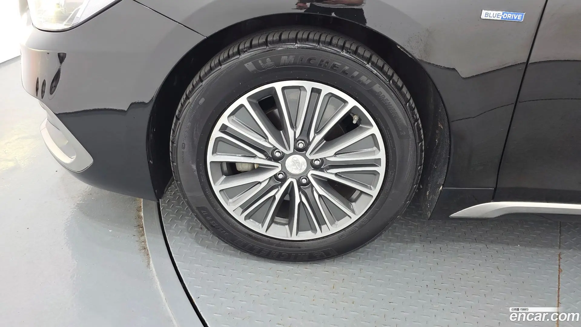 Hyundai Grandeur Exclusive