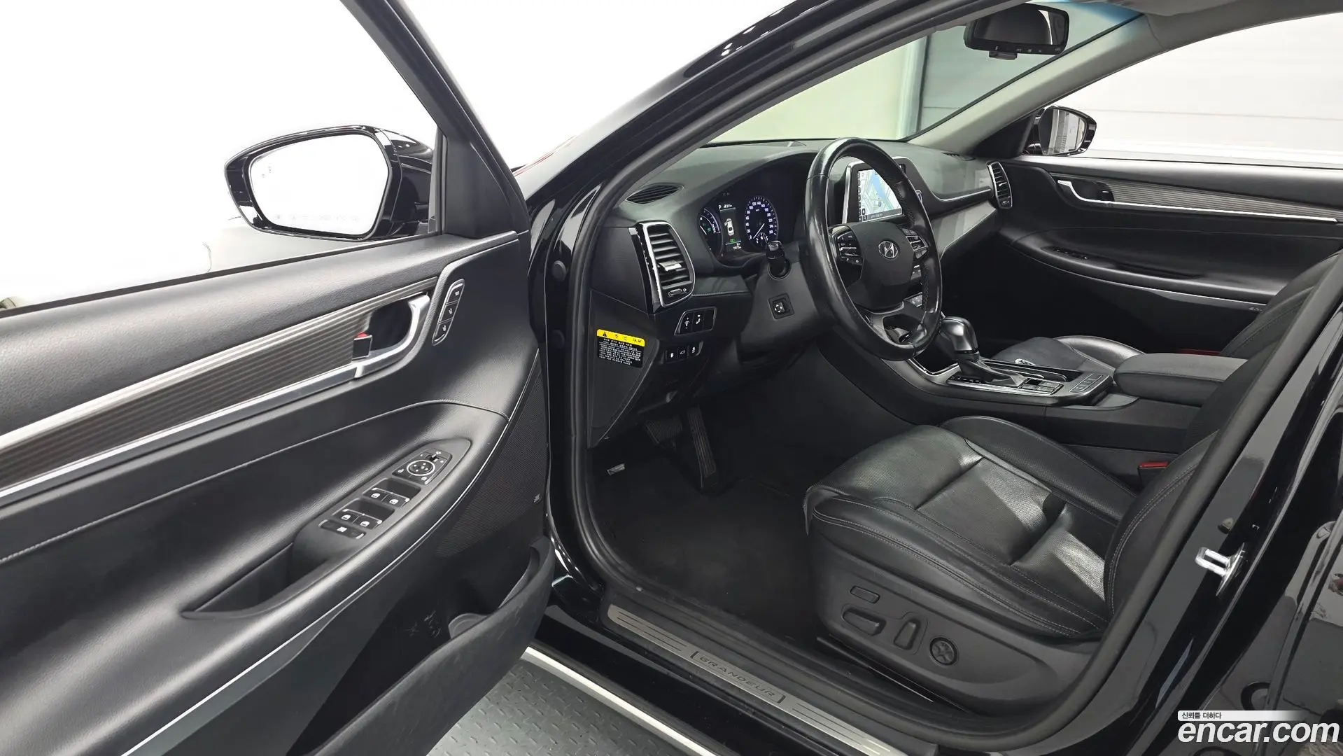 Hyundai Grandeur Exclusive