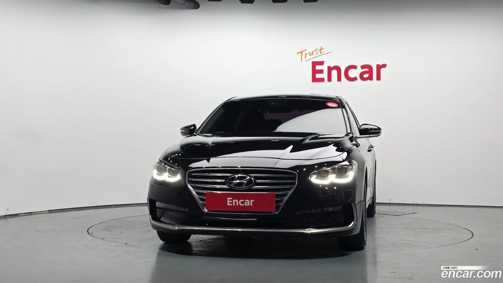 Hyundai Grandeur Exclusive