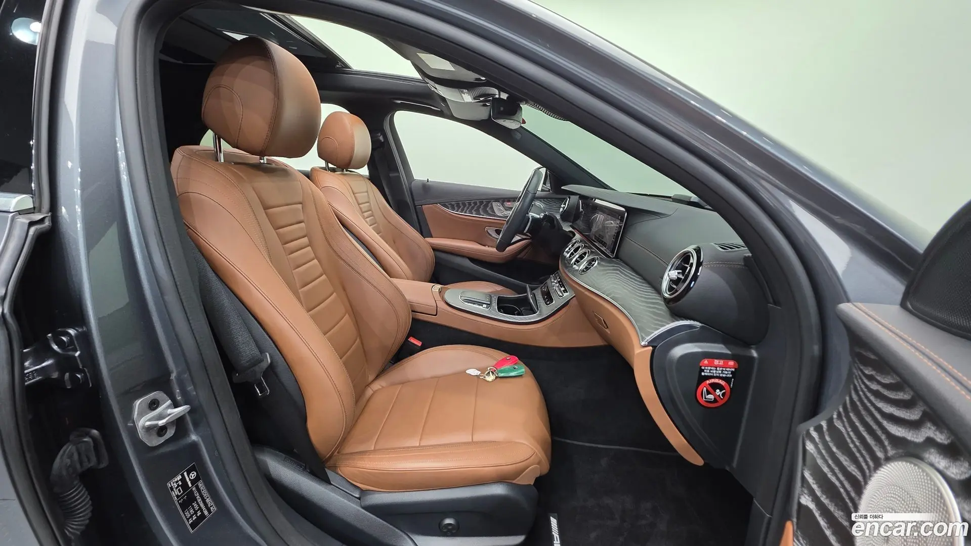 Mercedes-Benz E-Class E350 4MATIC AMG Line