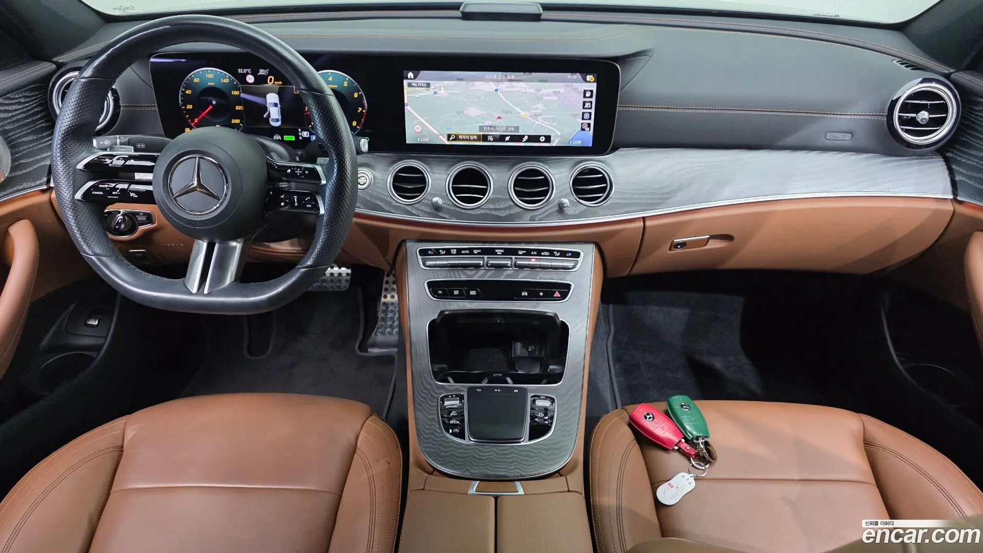 Mercedes-Benz E-Class E350 4MATIC AMG Line