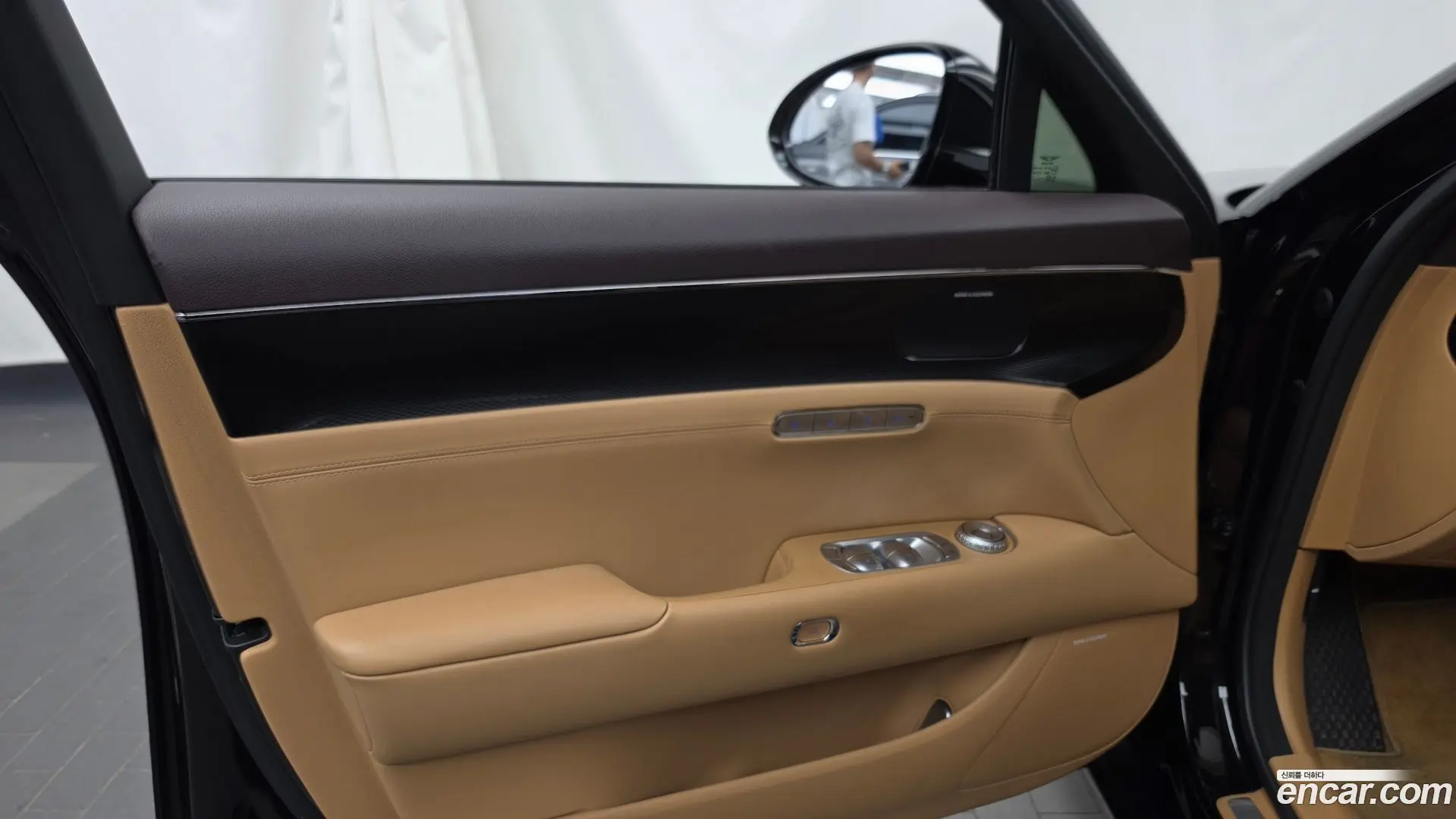 Genesis G90 Gasoline 3.5 Turbo 2WD 2021