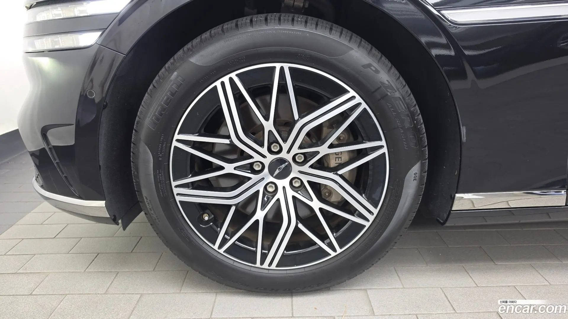 Genesis G90 Gasoline 3.5 Turbo 2WD 2021