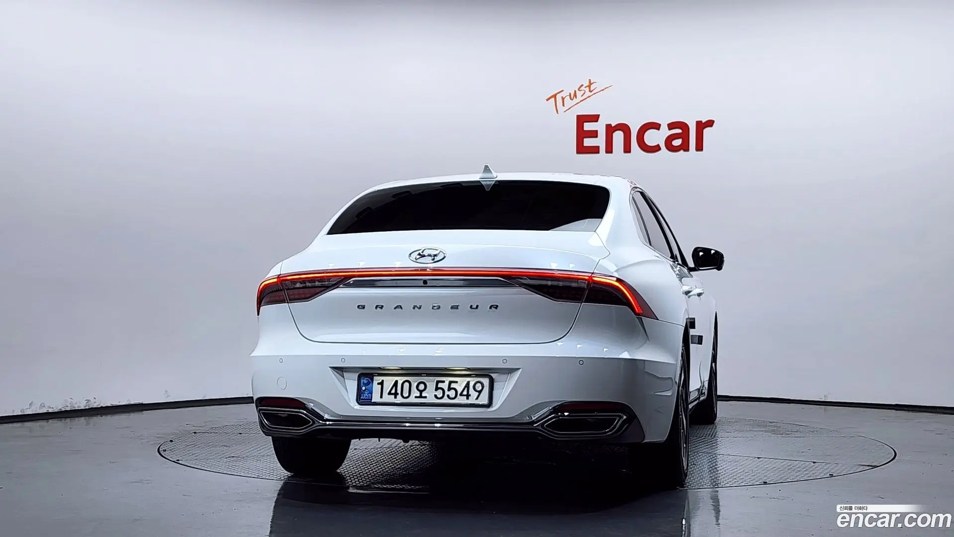 Hyundai Grandeur Exclusive