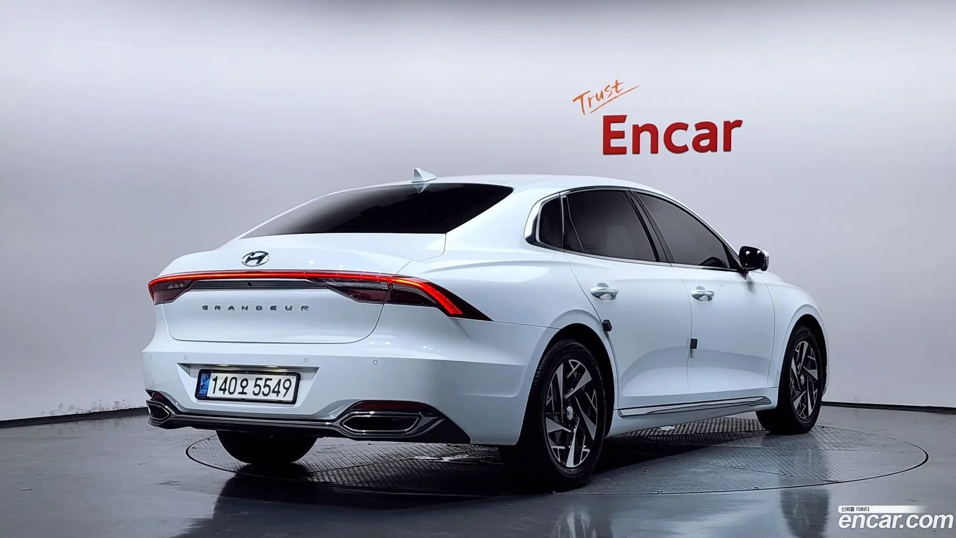 Hyundai Grandeur Exclusive