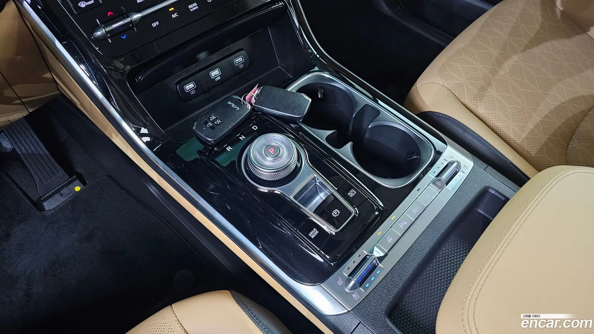 Kia Canival Diesel 9-Seater Noblesse
