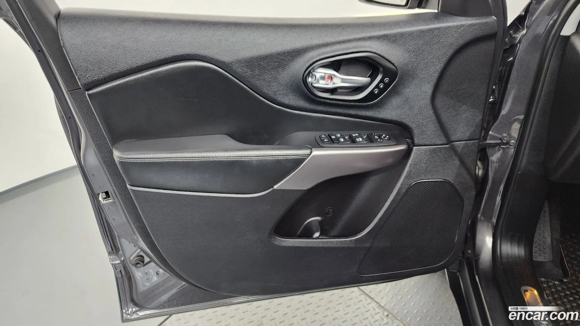 Jeep Cherokee 2.4 Limited AWD