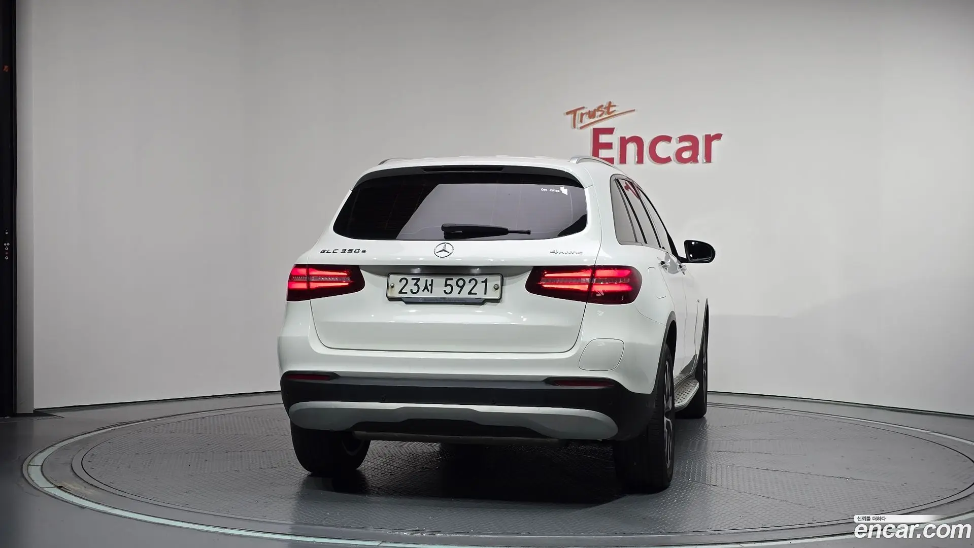 Mercedes-Benz GLC-Class GLC350e 4MATIC