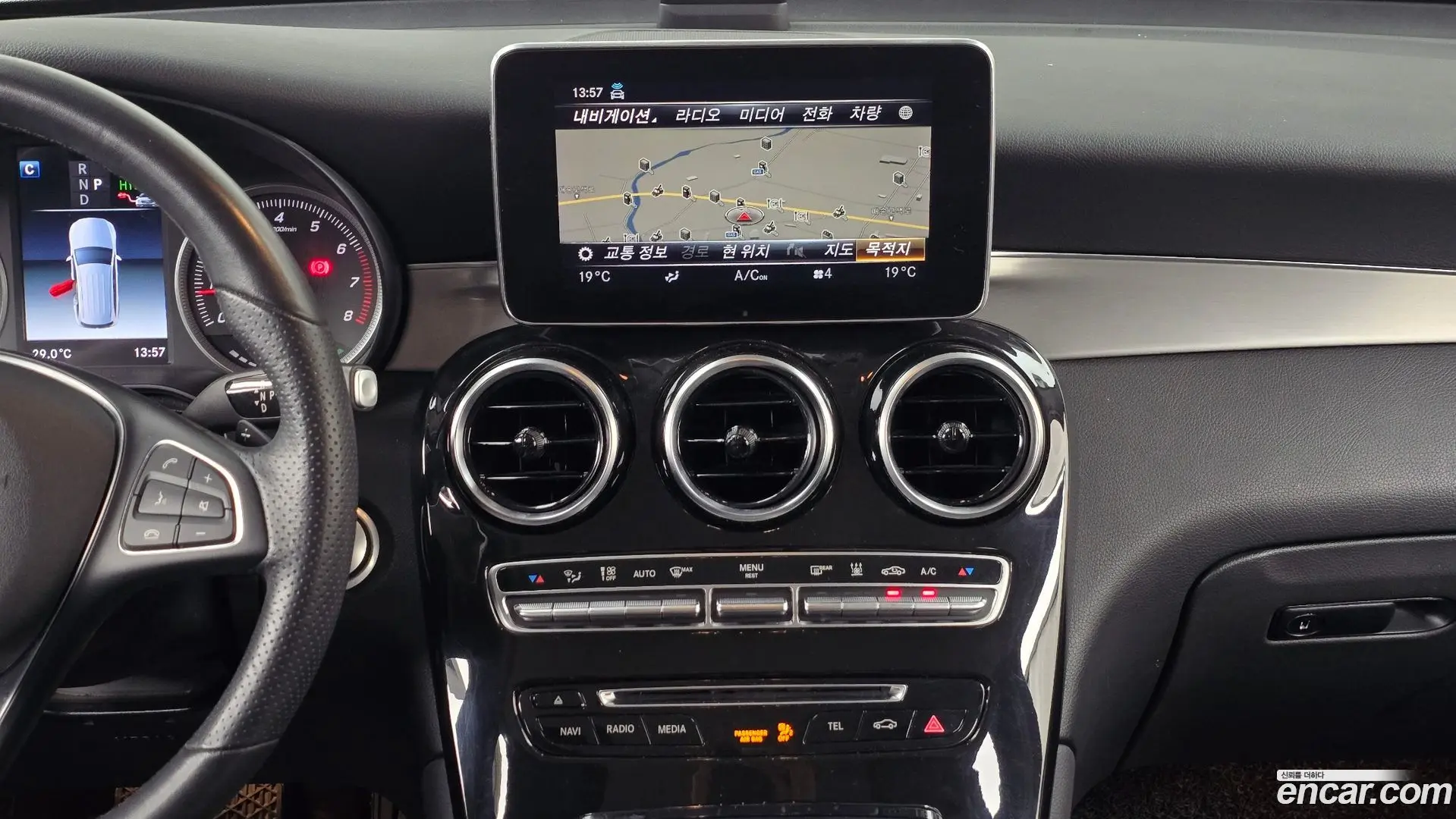 Mercedes-Benz GLC-Class GLC350e 4MATIC