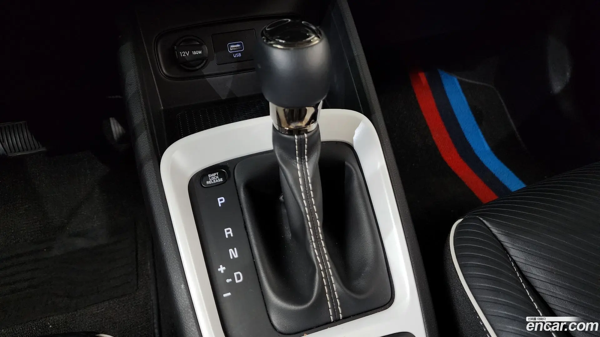 Hyundai Venue 1.6 Flux 2019