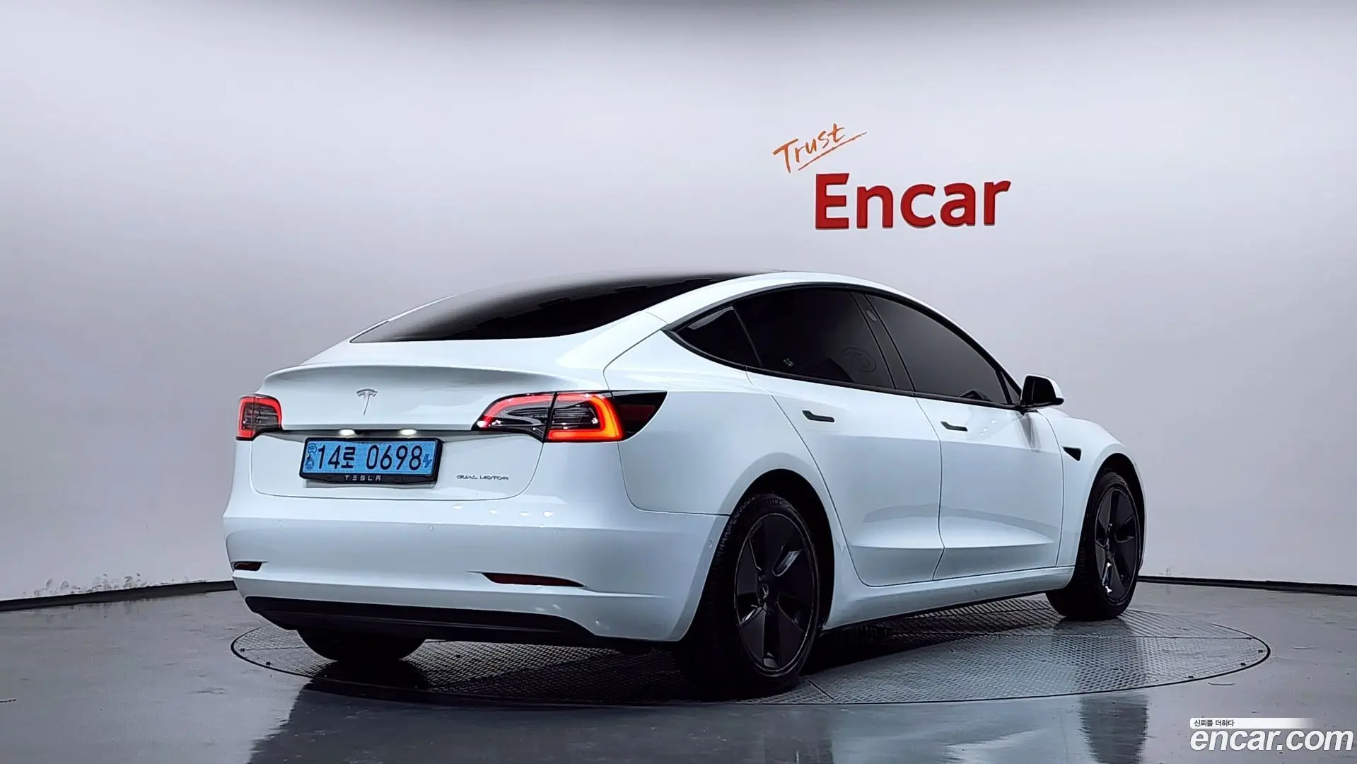 Tesla Model 3 Long Range AWD 2019