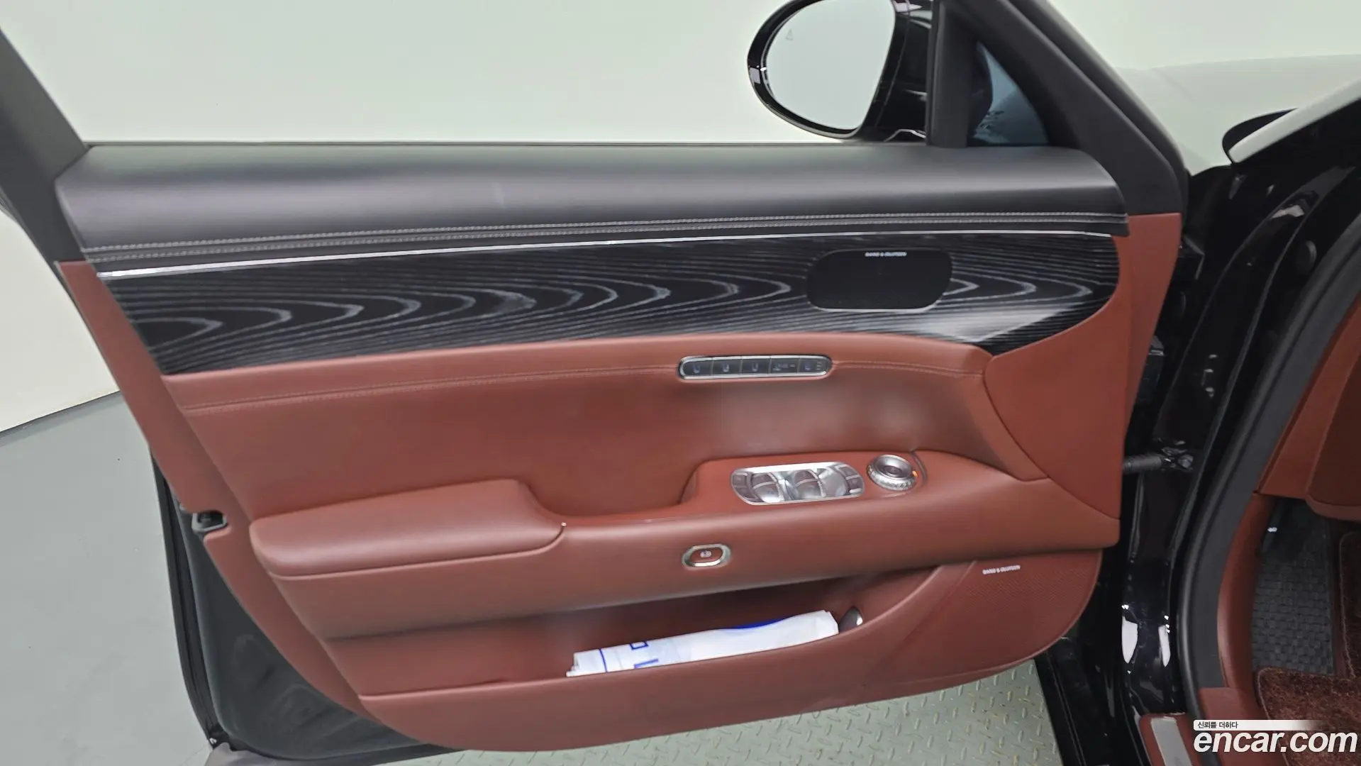 Genesis G90 Gasoline 3.5 Turbo AWD 2021