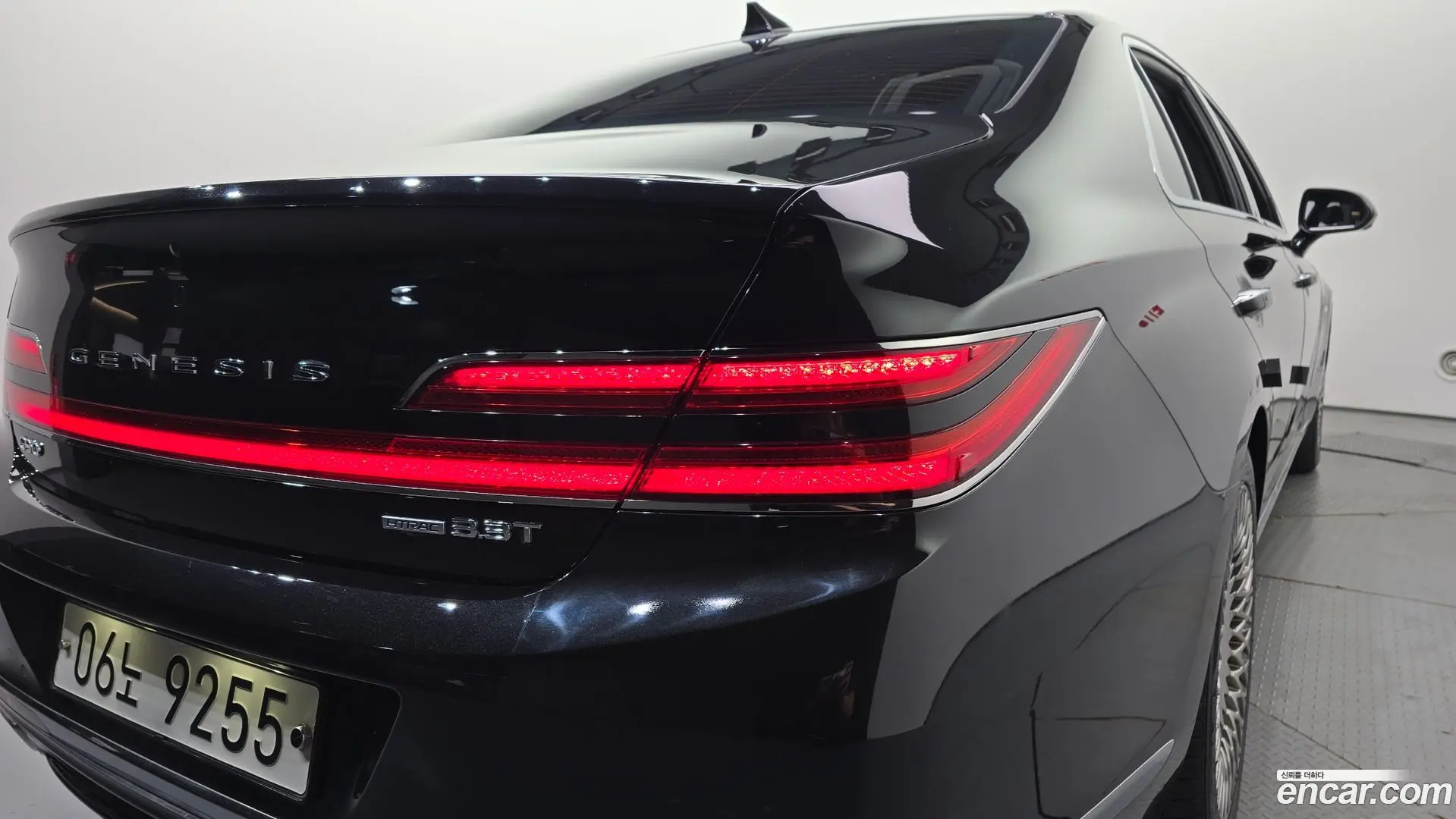 Genesis G90 3.3 T AWD