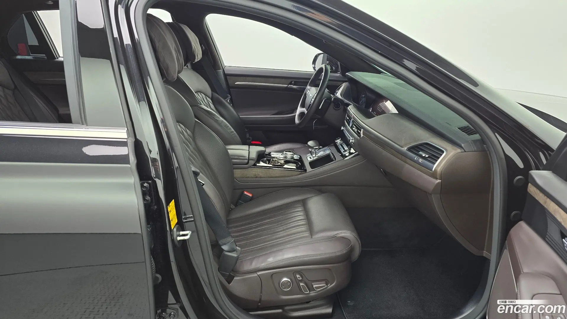 Genesis G90 3.3 T AWD