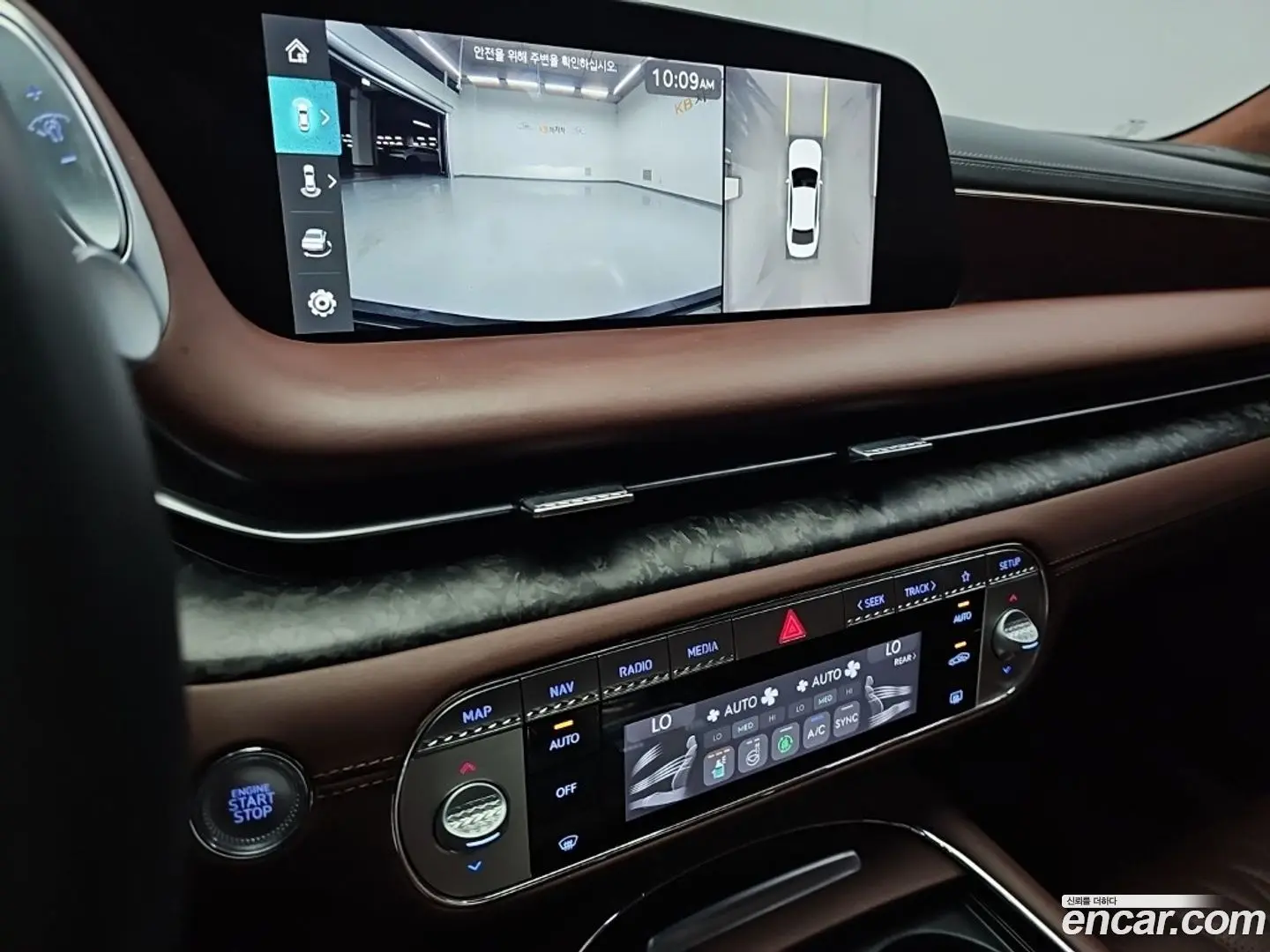 Genesis G90 Gasoline 3.5 Turbo AWD 2021