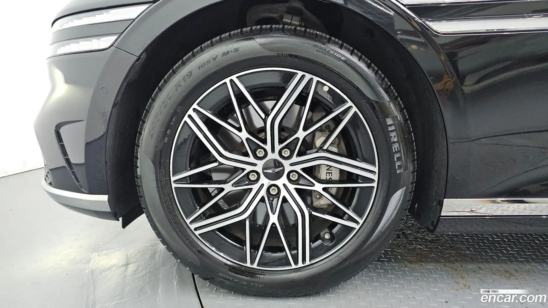 Genesis G90 Gasoline 3.5 Turbo AWD 2021