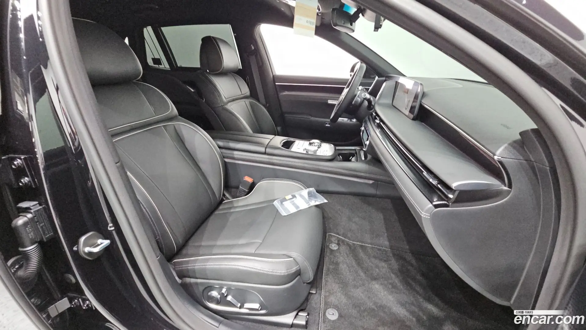 Genesis G90 Gasoline 3.5 Turbo AWD 2021