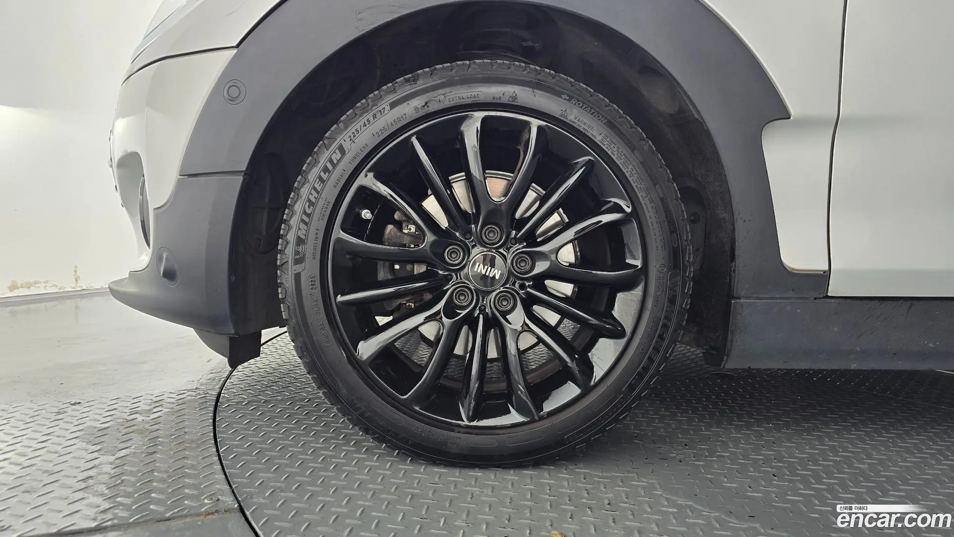 Mini Clubman High
