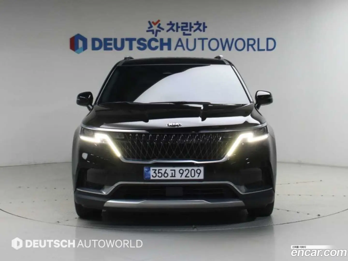 Kia Canival Diesel 9-Seater Noblesse