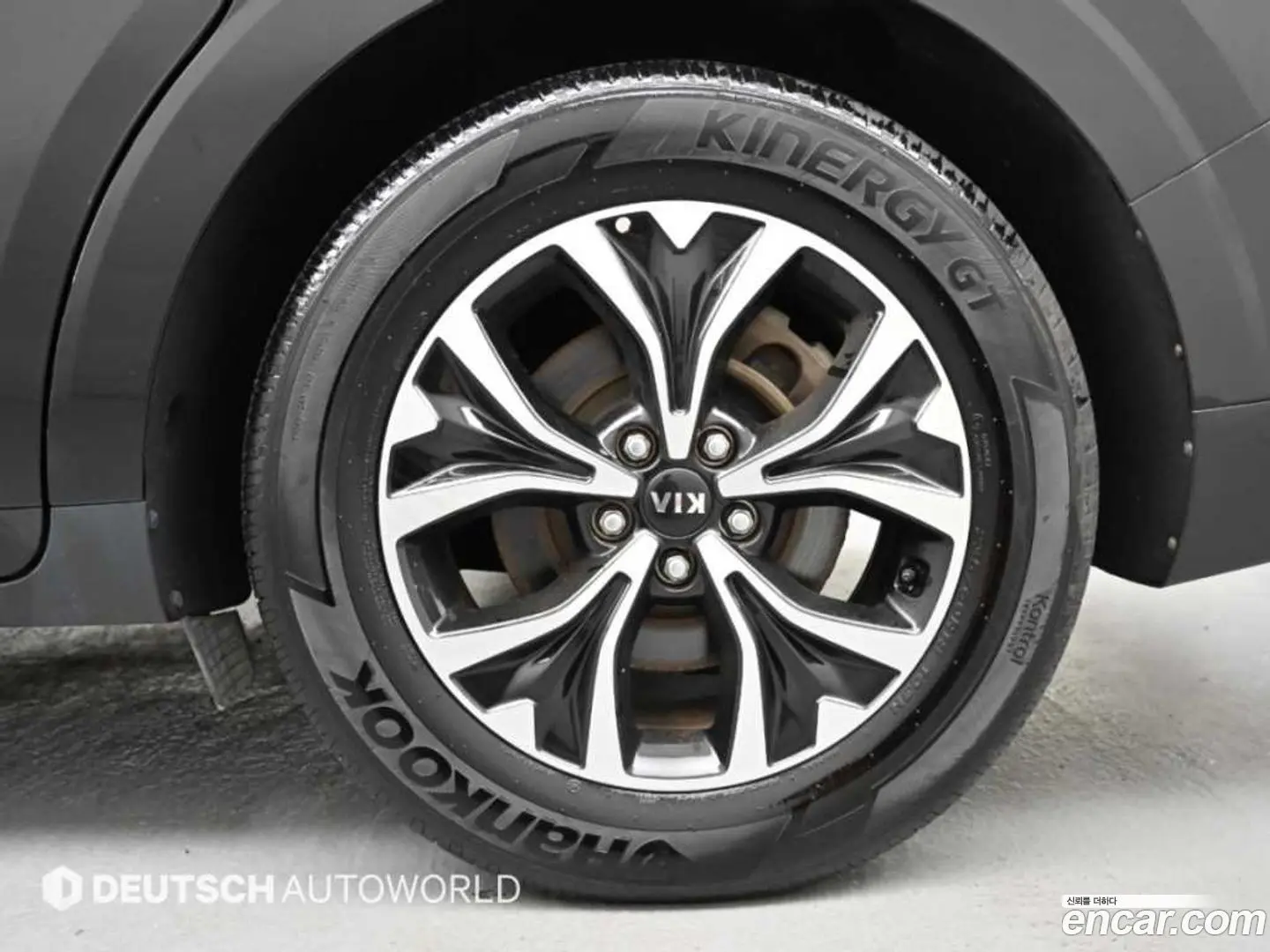 Kia Canival Diesel 9-Seater Noblesse