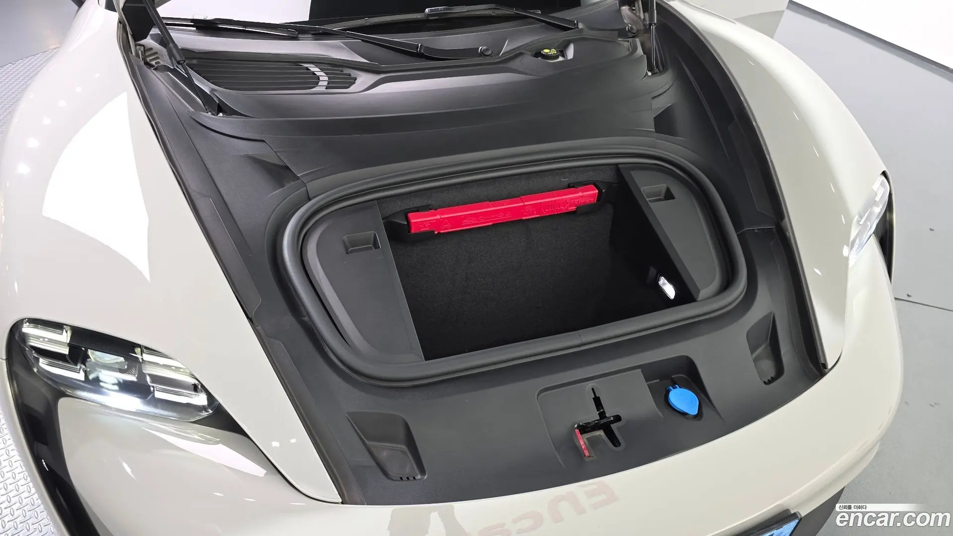 Porsche Taycan 4S