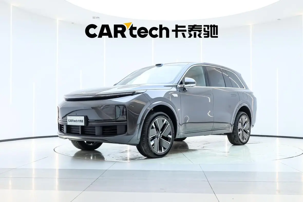 Li Auto L8 2025 Ultra Smart