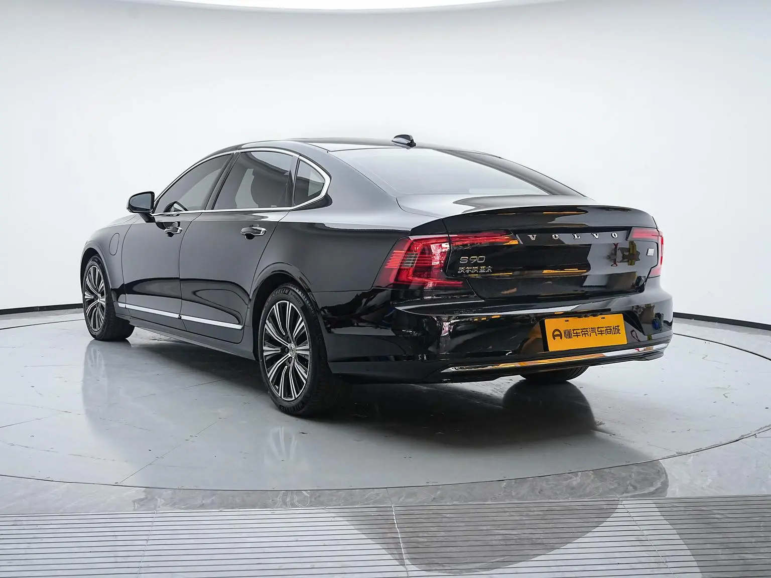 Volvo S90 PHEV 2022 Facelift T8 E Hybrid Smart Luxury