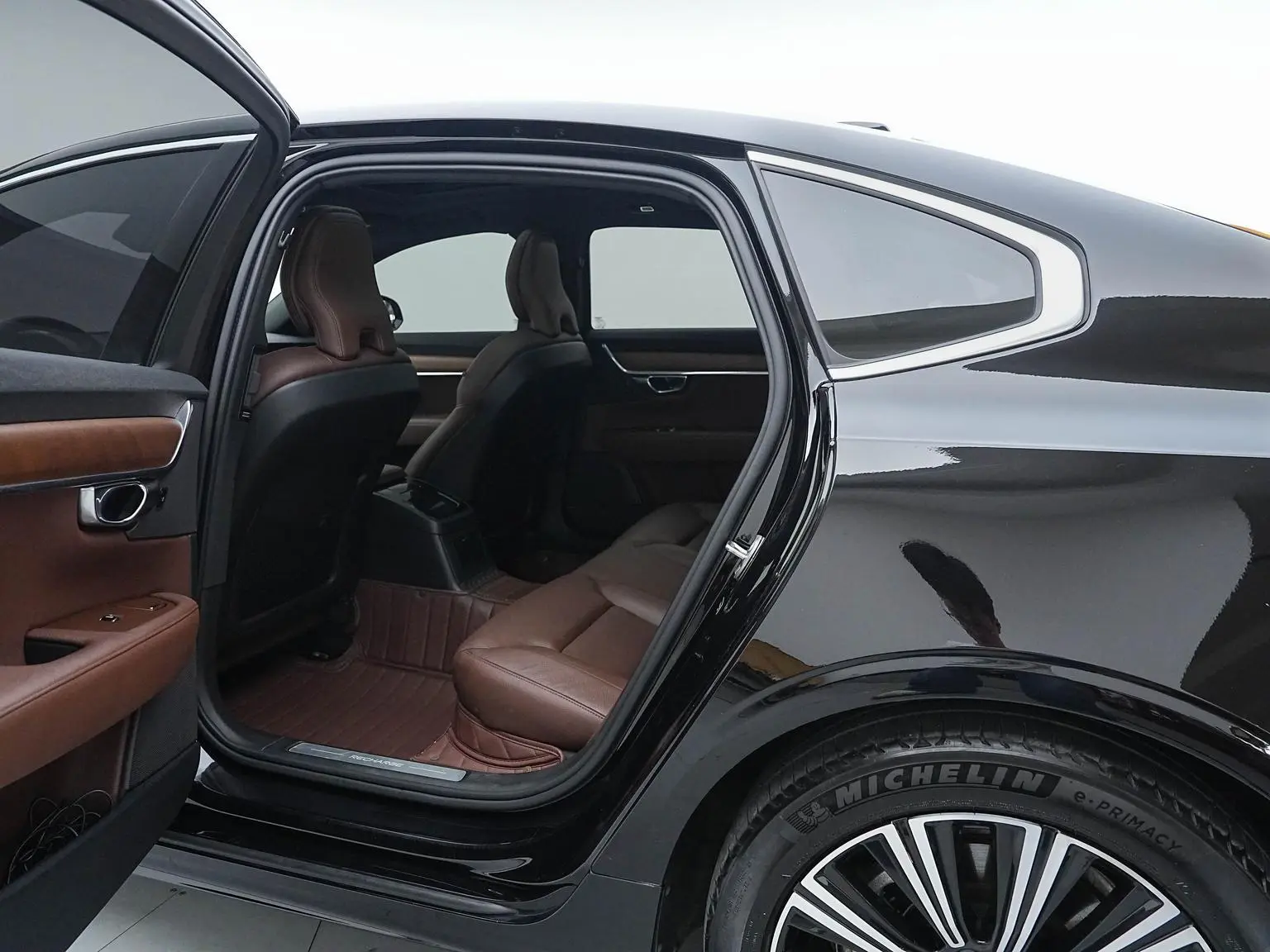 Volvo S90 PHEV 2022 Facelift T8 E Hybrid Smart Luxury